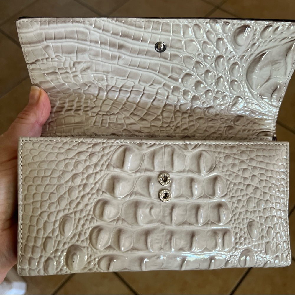 Brahmin Checkbook - Picture 9 of 12